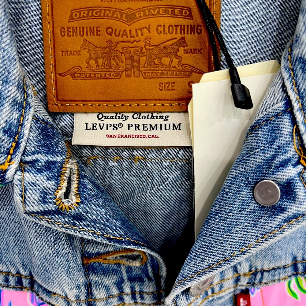 One of a kind unique Levi’s with Lilly Pulitzer detailing hand made !